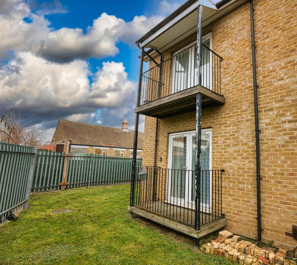 Surespring Apartment Erith Exterior foto